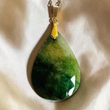 Load image into Gallery viewer, Natural Emerald Teardrop Necklace - 14K Gold Retro ca1970's LARGE South African Emerald Estate Pendant - 20" Rope Chain - 18g Fine Jewelry