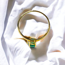 Load image into Gallery viewer, 10k Gold Natural Emerald Ring Size 8.25 Round Cut 1/2 Carat Solitaire Ring 1.1g
