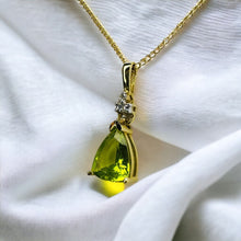 Load image into Gallery viewer, 14k Gold 1 CT T.W. Natural Peridot &amp; Diamond Necklace 15&quot; August Birthstone 1.5g
