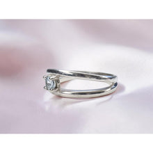 Load image into Gallery viewer, VINTAGE 10K White Gold -Natural Aquamarine Ring -Size 8 -Split Shank -3g Artisan
