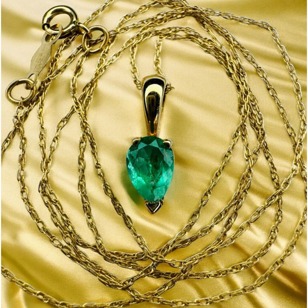 14k Gold Natural Colombian Emerald Necklace 19