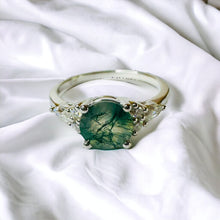 Load image into Gallery viewer, 10k White Gold Moss Agate &amp; Diamond Ring Size 6.5 Round Cut Engagement Ring 2.4g
