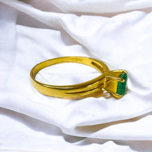 Load image into Gallery viewer, 18k Gold Natural Colombian Emerald Ring Size 7 Solid 750 Gold 1/3 Carat Genuine Emerald Vintage Ring 1.85g
