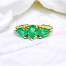 Load image into Gallery viewer, 10k Gold Natural Emerald Ring Size 8.25 Pear Cut 3 Stone Ring 2g Earth mined
