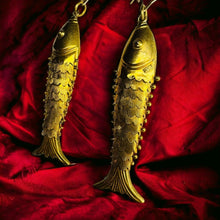 Load image into Gallery viewer, Antique 14k Gold Articulated Fish Earrings LARGE 68mm Victorian Oriental 6.1g
