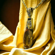 Load image into Gallery viewer, H. Stern 18k Gold Diamond 1.32ct Imperial Topaz Pendant Necklace 16&quot; Brazil Vintage 4.8
