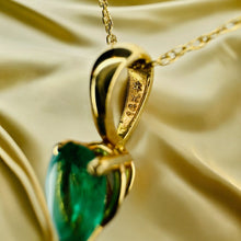 Load image into Gallery viewer, 14k Gold Natural Colombian Emerald Necklace 19&quot; Pear Cut 1/2 CT Solitaire 1.1g
