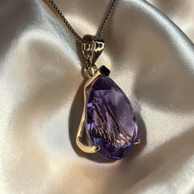 Load image into Gallery viewer, VINTAGE- 14K Gold -LARGE Amethyst Necklace -18" -7ct Solitaire -Solid 585 Gold February Birthstone Anniversary Gift for Wife Romantic Gift
