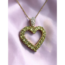 Load image into Gallery viewer, 10K Gold Natural Peridot &amp; Diamond Necklace 18" August Heart Necklace  -2.3g
