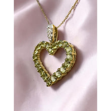 Load image into Gallery viewer, 10K Gold Natural Peridot &amp; Diamond Necklace 18" August Heart Necklace  -2.3g
